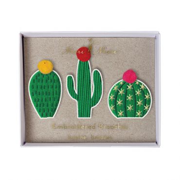 Broches brodées cactus