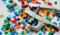 Les boutons pressions de toutes les couleurs
